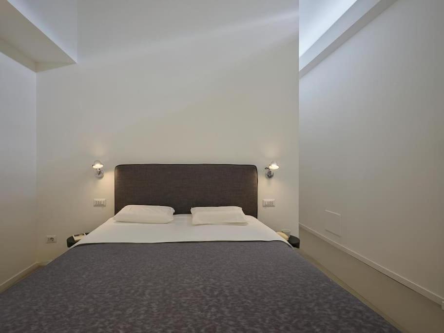 Small Loft In - Fondazione Prada Bocconi * Milan