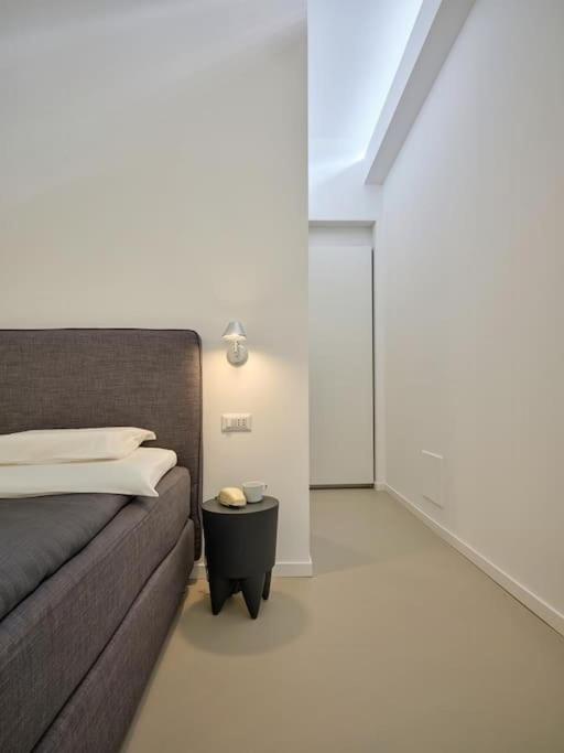 Apartment Small Loft In - Fondazione Prada Bocconi